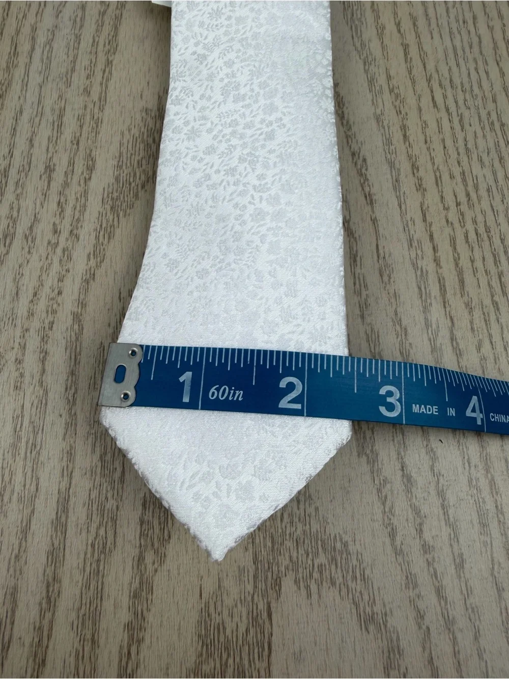 658 Bar III Men's Tie Dean Floral 100 White $55 Polyester Skinny Slim